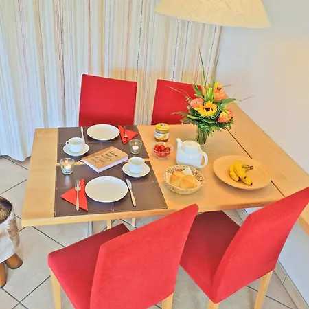 Parkareal - Freier Blick Auf Berge, Ruhig, Sonnig, Sw-balkon, Parkplatz *