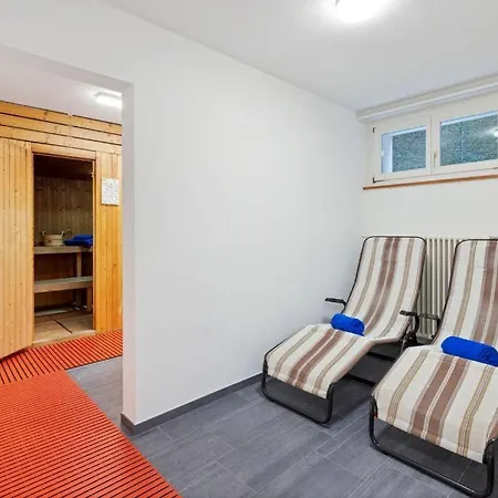 Parkareal - Freier Blick Auf Berge, Ruhig, Sonnig, Sw-balkon, Parkplatz Apartamento Davos