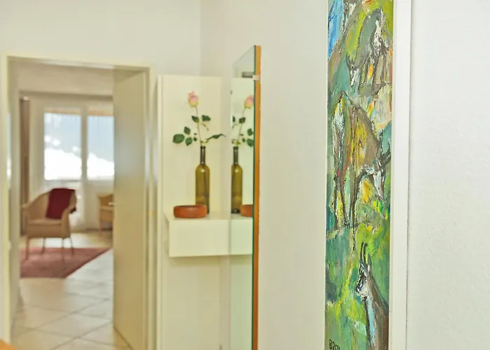 Parkareal - Freier Blick Auf Berge, Ruhig, Sonnig, Sw-balkon, Parkplatz Apartment